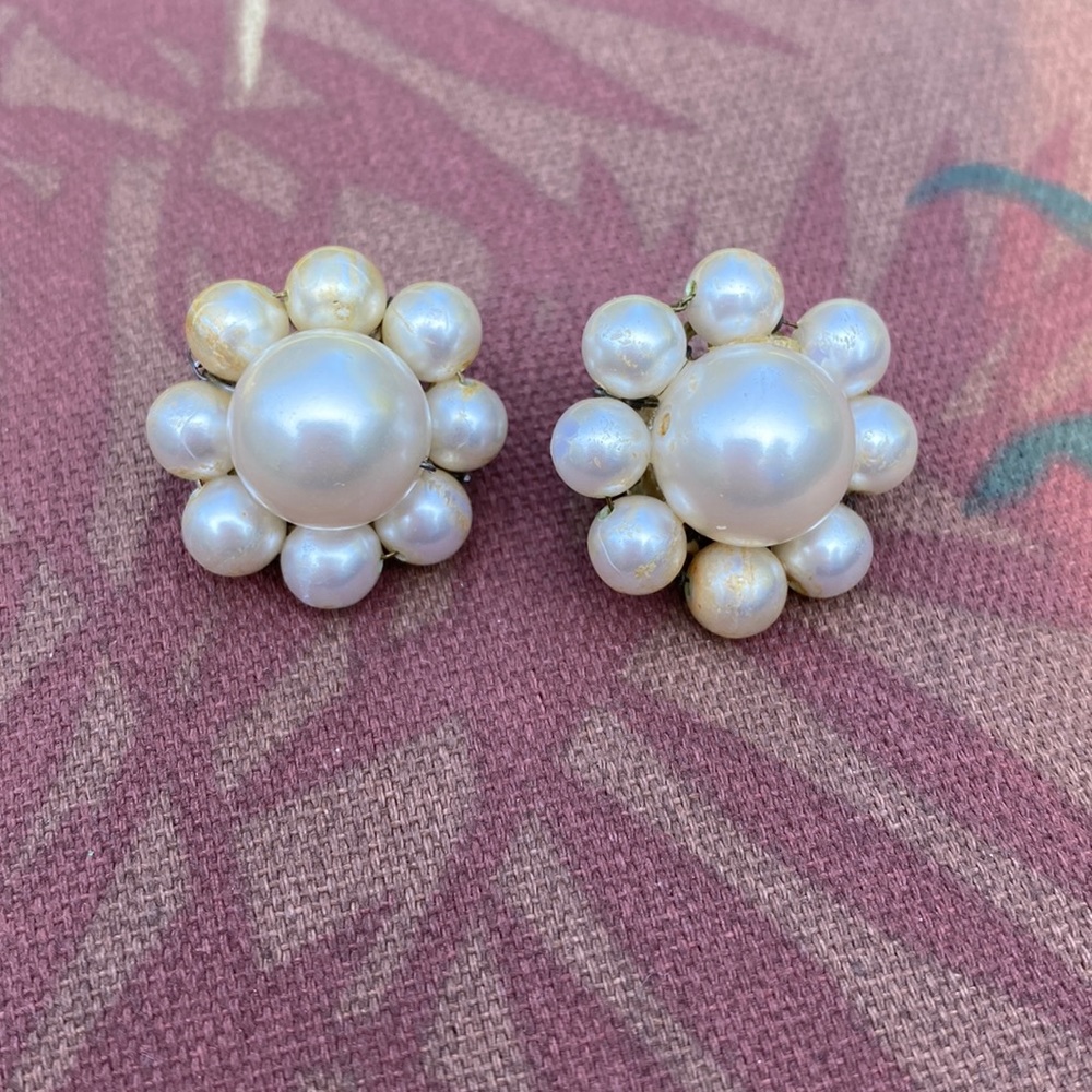 Vintage White Beaded Clip On Earrings